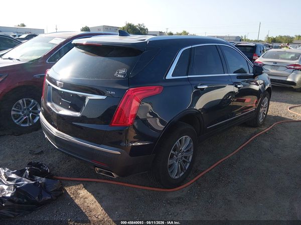 2017 CADILLAC XT5 LUXURY