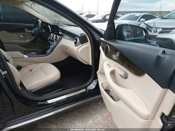 2019 MERCEDES-BENZ C 300 C300