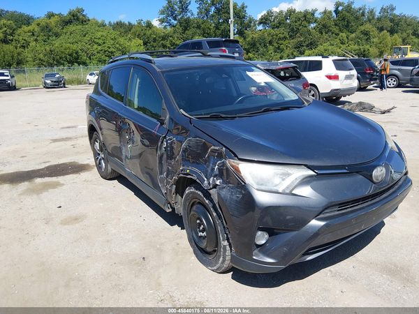 2017 TOYOTA RAV4 XLE