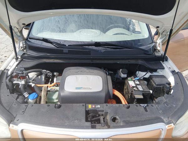 2016 KIA SOUL EV +