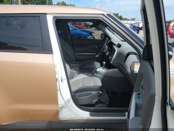 2016 KIA SOUL EV +