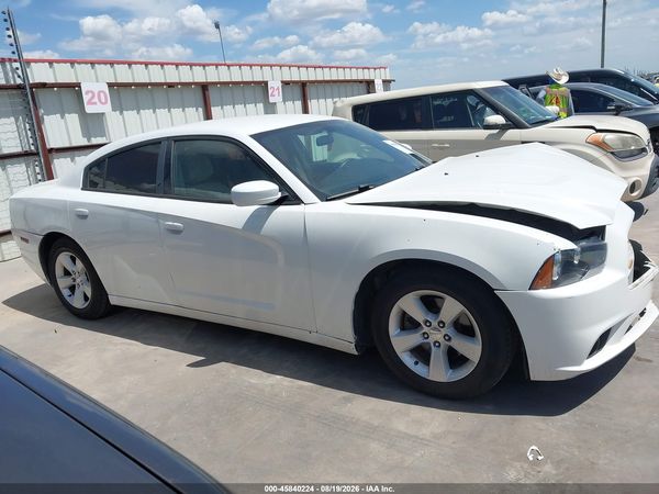 2012 DODGE CHARGER SE