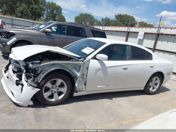 2012 DODGE CHARGER SE
