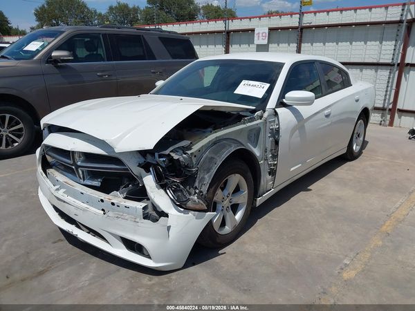 2012 DODGE CHARGER SE