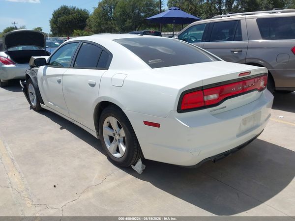 2012 DODGE CHARGER SE