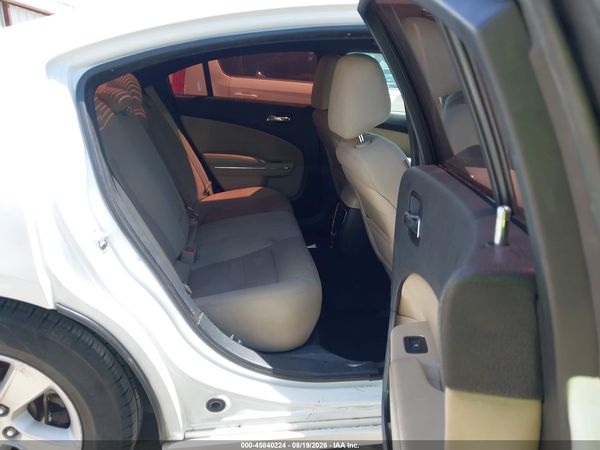 2012 DODGE CHARGER SE