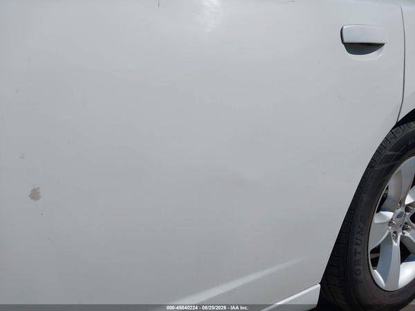 2012 DODGE CHARGER SE
