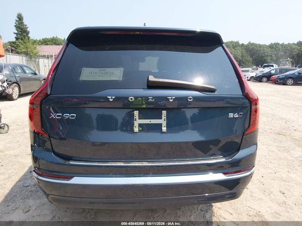 2026 VOLVO XC90