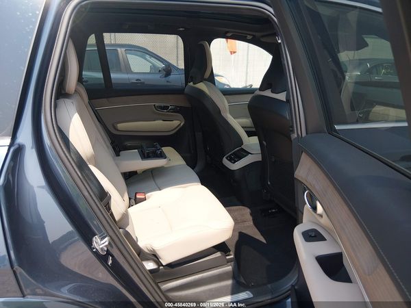 2026 VOLVO XC90