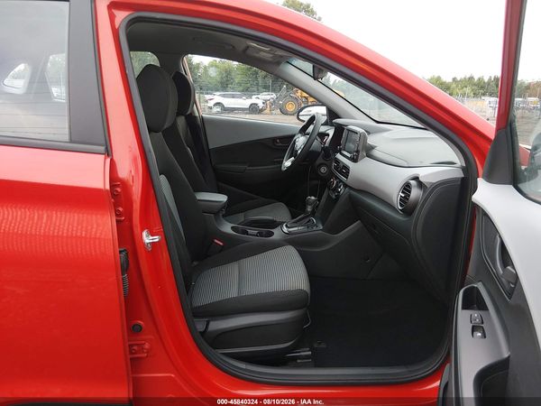 2020 HYUNDAI KONA SE