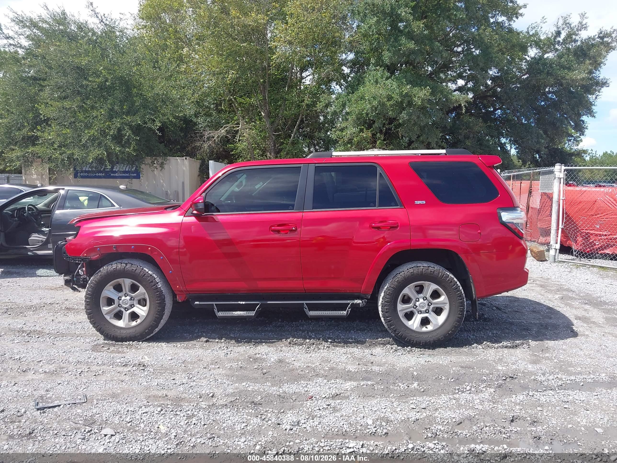 2022 TOYOTA 4RUNNER SR5