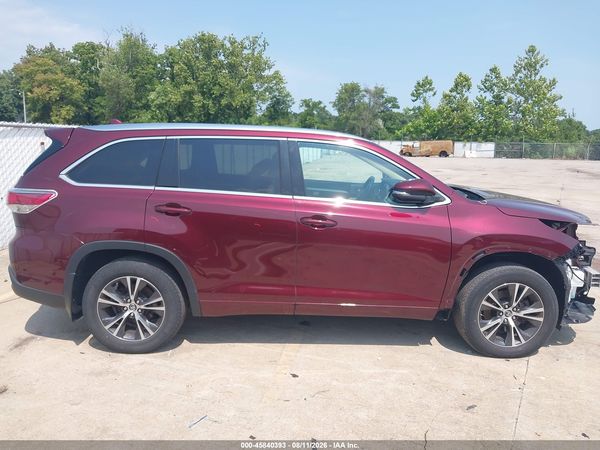 2016 TOYOTA HIGHLANDER XLE V6
