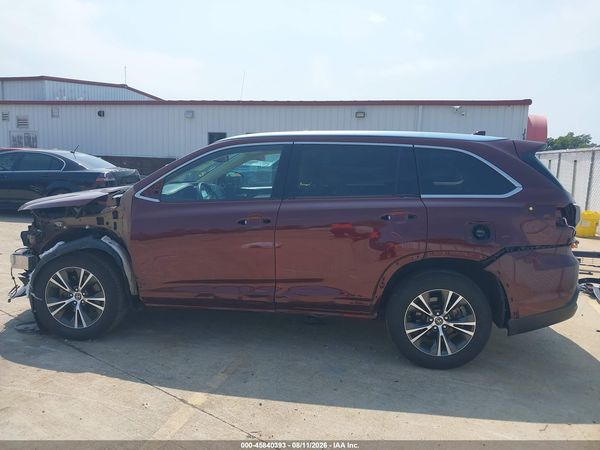 2016 TOYOTA HIGHLANDER XLE V6