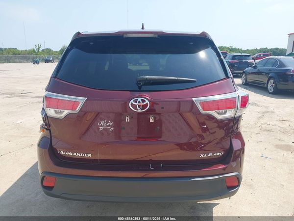 2016 TOYOTA HIGHLANDER XLE V6