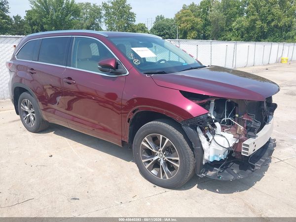 2016 TOYOTA HIGHLANDER XLE V6