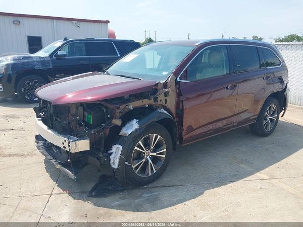 2016 TOYOTA HIGHLANDER XLE V6