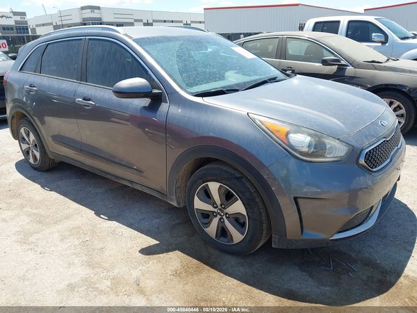 2017 KIA NIRO LX