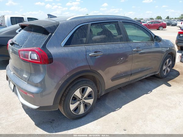 2017 KIA NIRO LX
