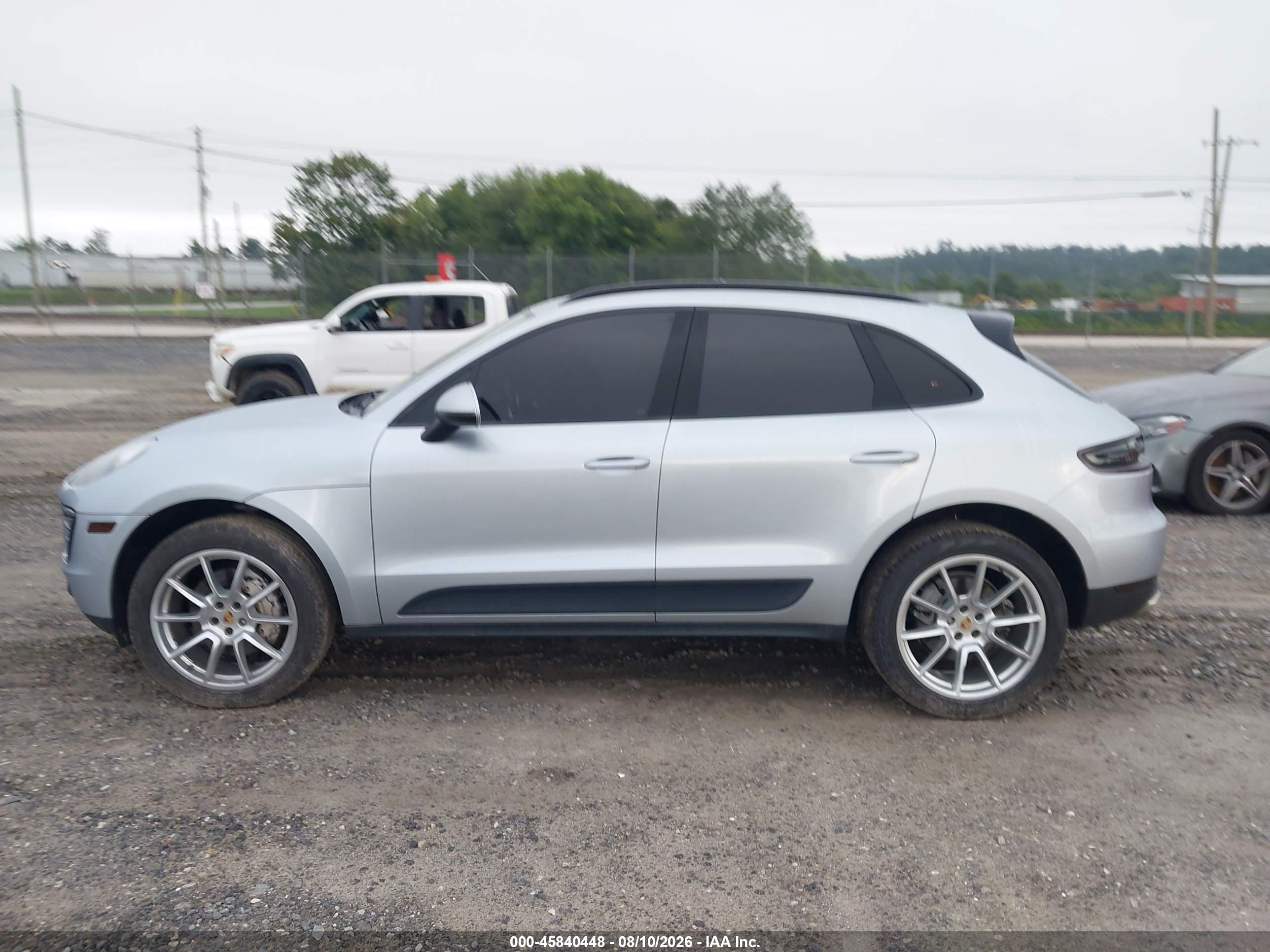 2016 PORSCHE MACAN S