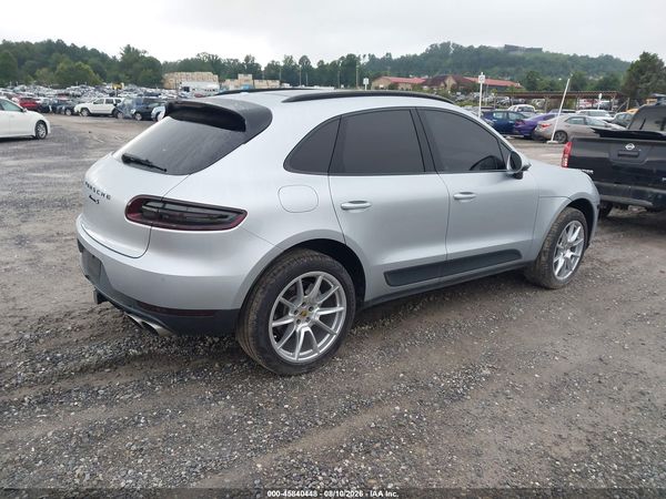 2016 PORSCHE MACAN S
