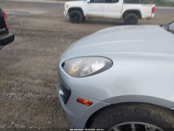2016 PORSCHE MACAN S