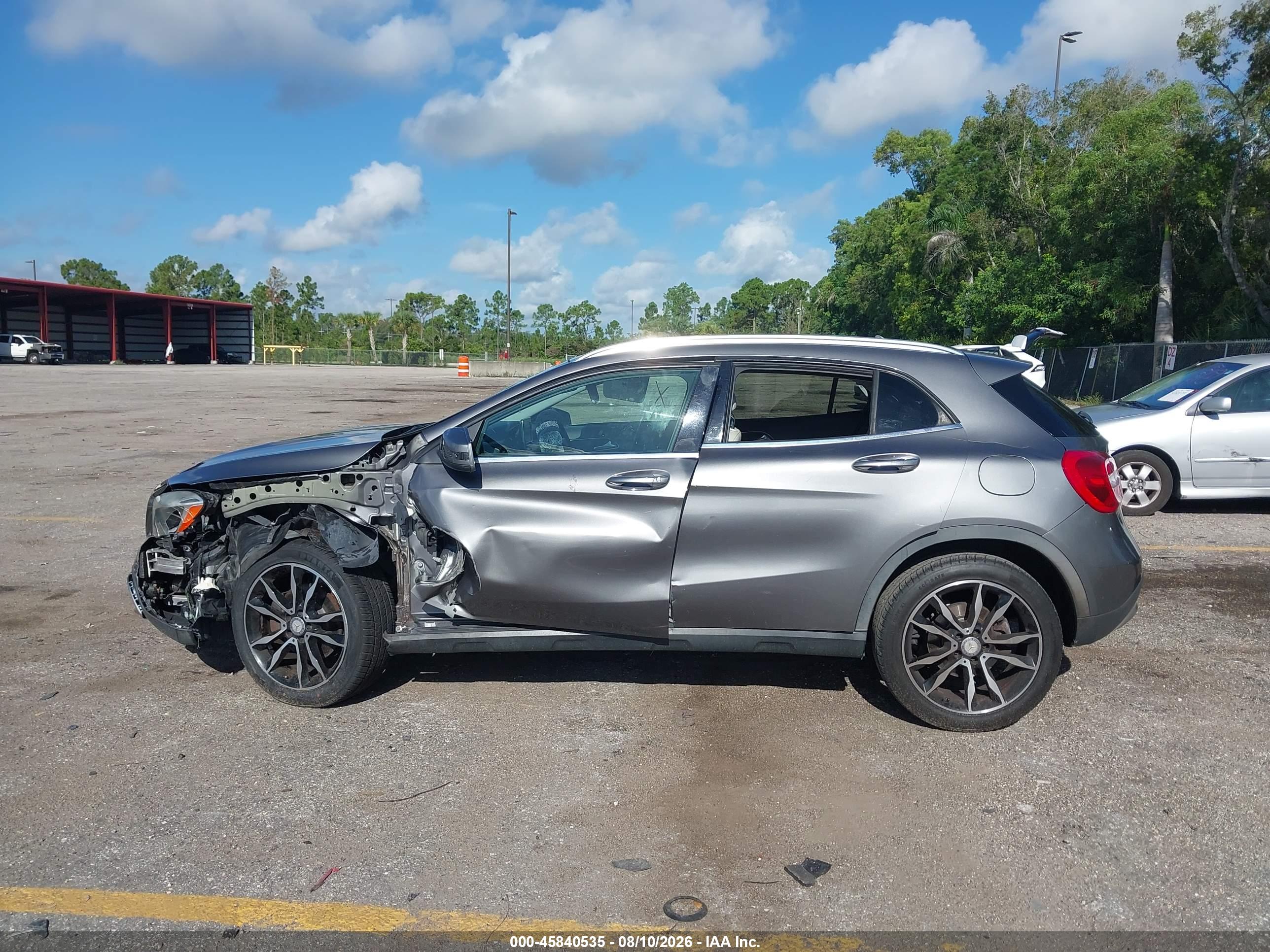2016 MERCEDES-BENZ GLA 250 GLA250