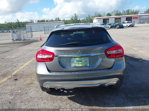 2016 MERCEDES-BENZ GLA 250 GLA250