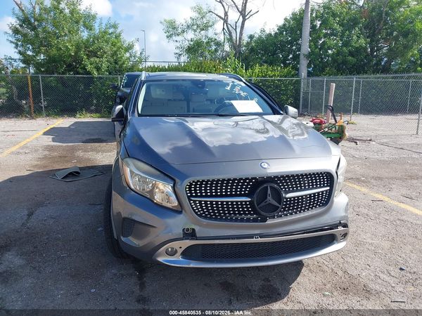 2016 MERCEDES-BENZ GLA 250 GLA250