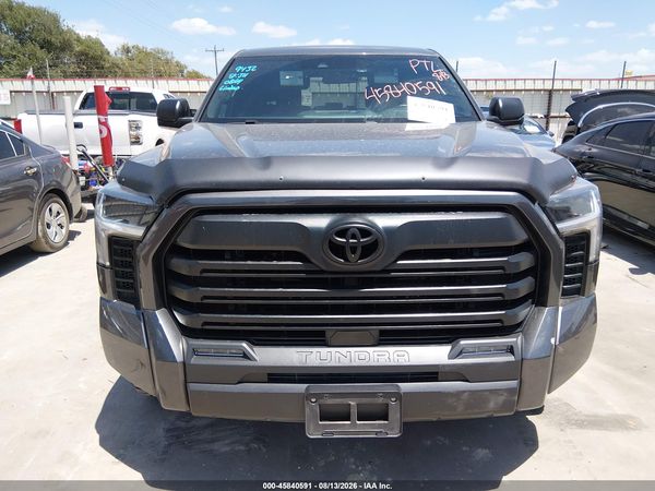 2025 TOYOTA TUNDRA SR5