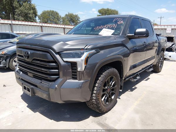 2025 TOYOTA TUNDRA SR5
