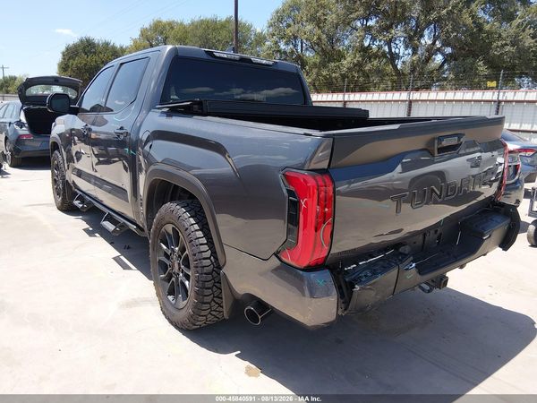 2025 TOYOTA TUNDRA SR5