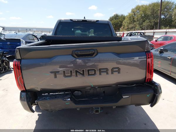 2025 TOYOTA TUNDRA SR5