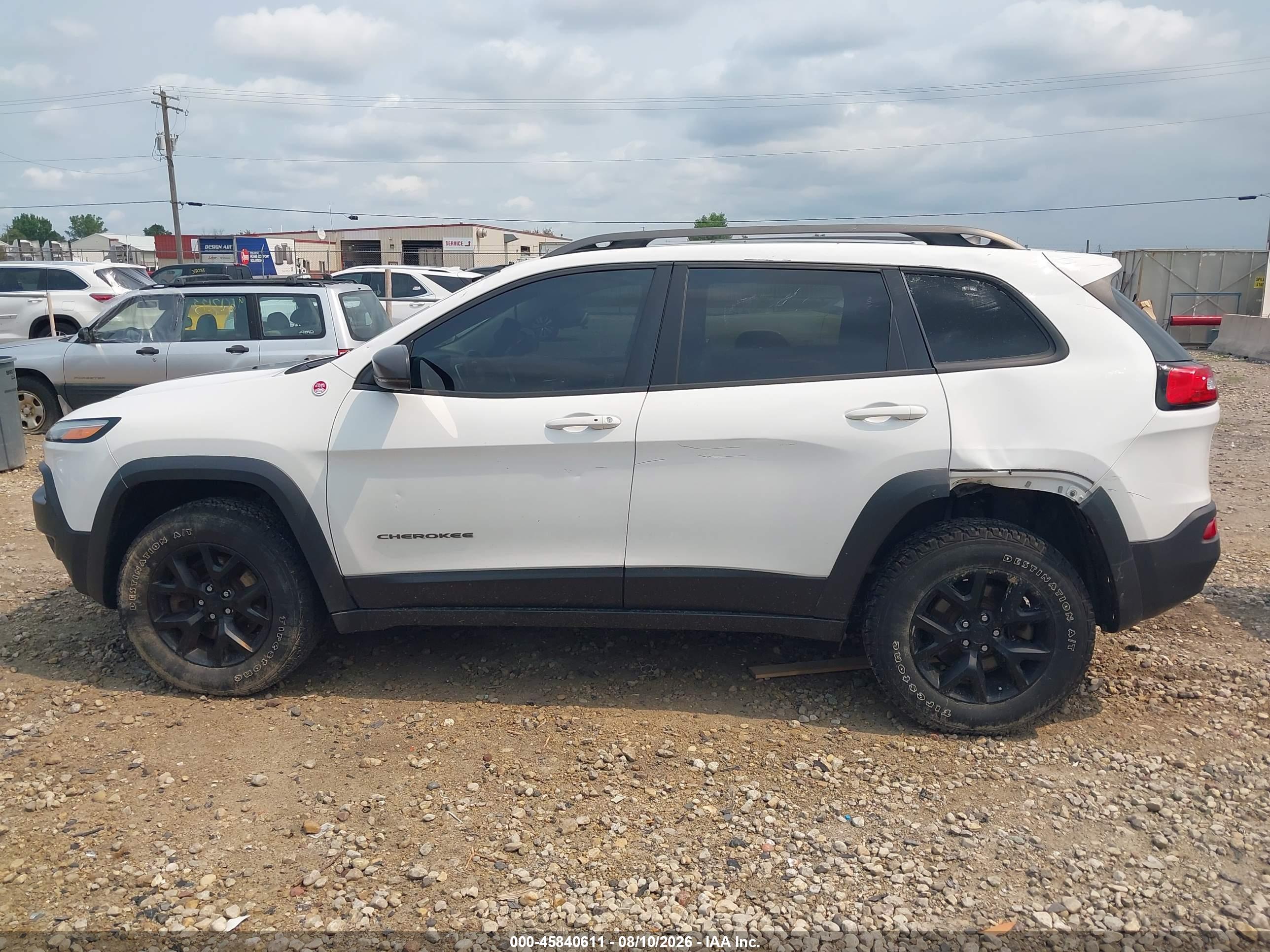 2018 JEEP CHEROKEE TRAILHAWK 4X4