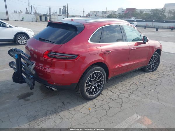 2016 PORSCHE MACAN S