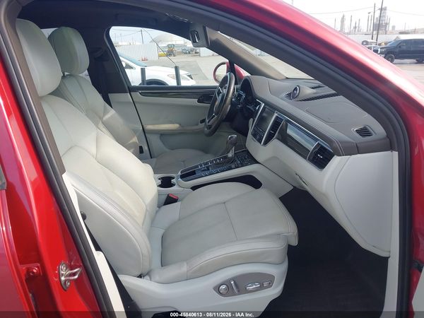 2016 PORSCHE MACAN S
