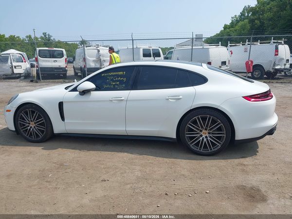 2018 PORSCHE PANAMERA 4S