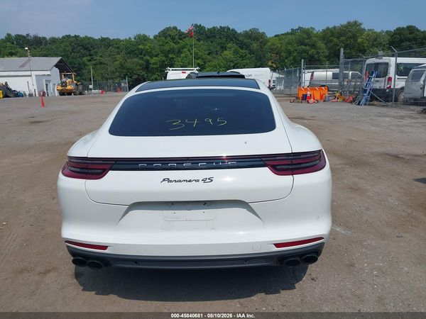 2018 PORSCHE PANAMERA 4S
