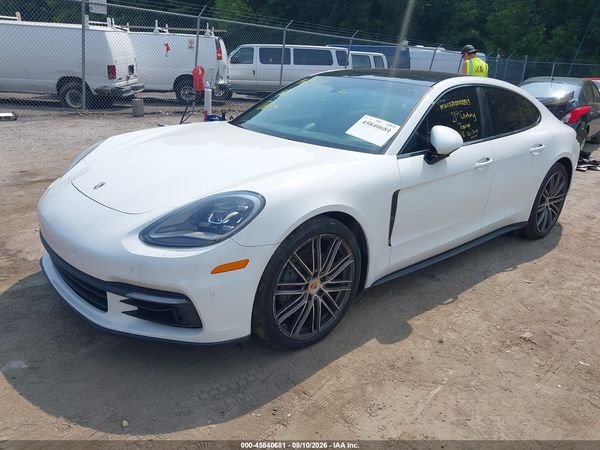 2018 PORSCHE PANAMERA 4S
