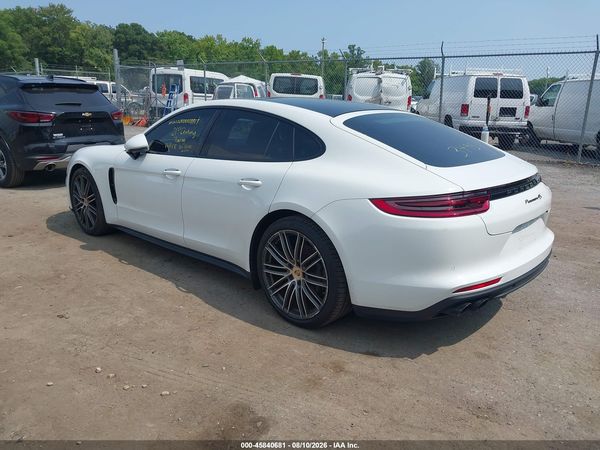 2018 PORSCHE PANAMERA 4S