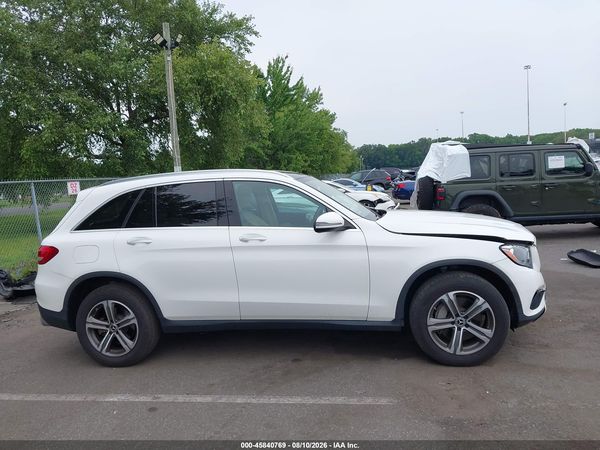 2019 MERCEDES-BENZ GLC 300 4MATIC