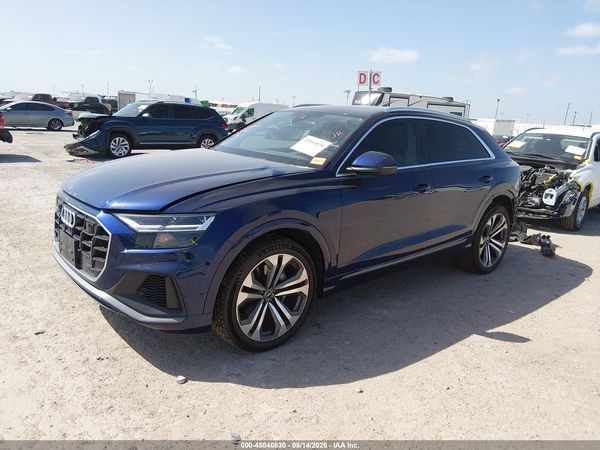 2022 AUDI Q8