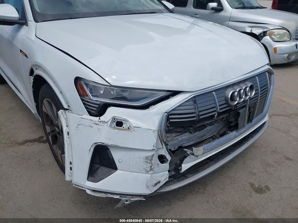 2022 AUDI E-TRON PREMIUM QUATTRO