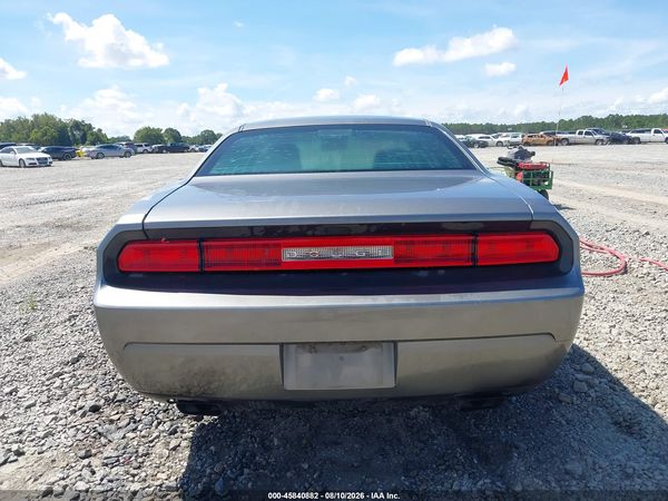 2012 DODGE CHALLENGER SXT