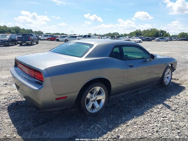 2012 DODGE CHALLENGER SXT