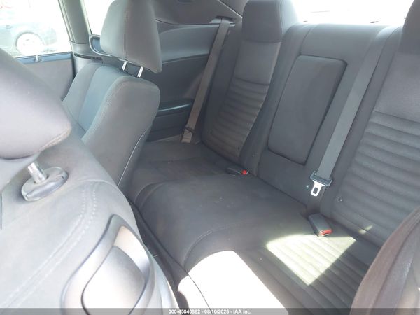 2012 DODGE CHALLENGER SXT