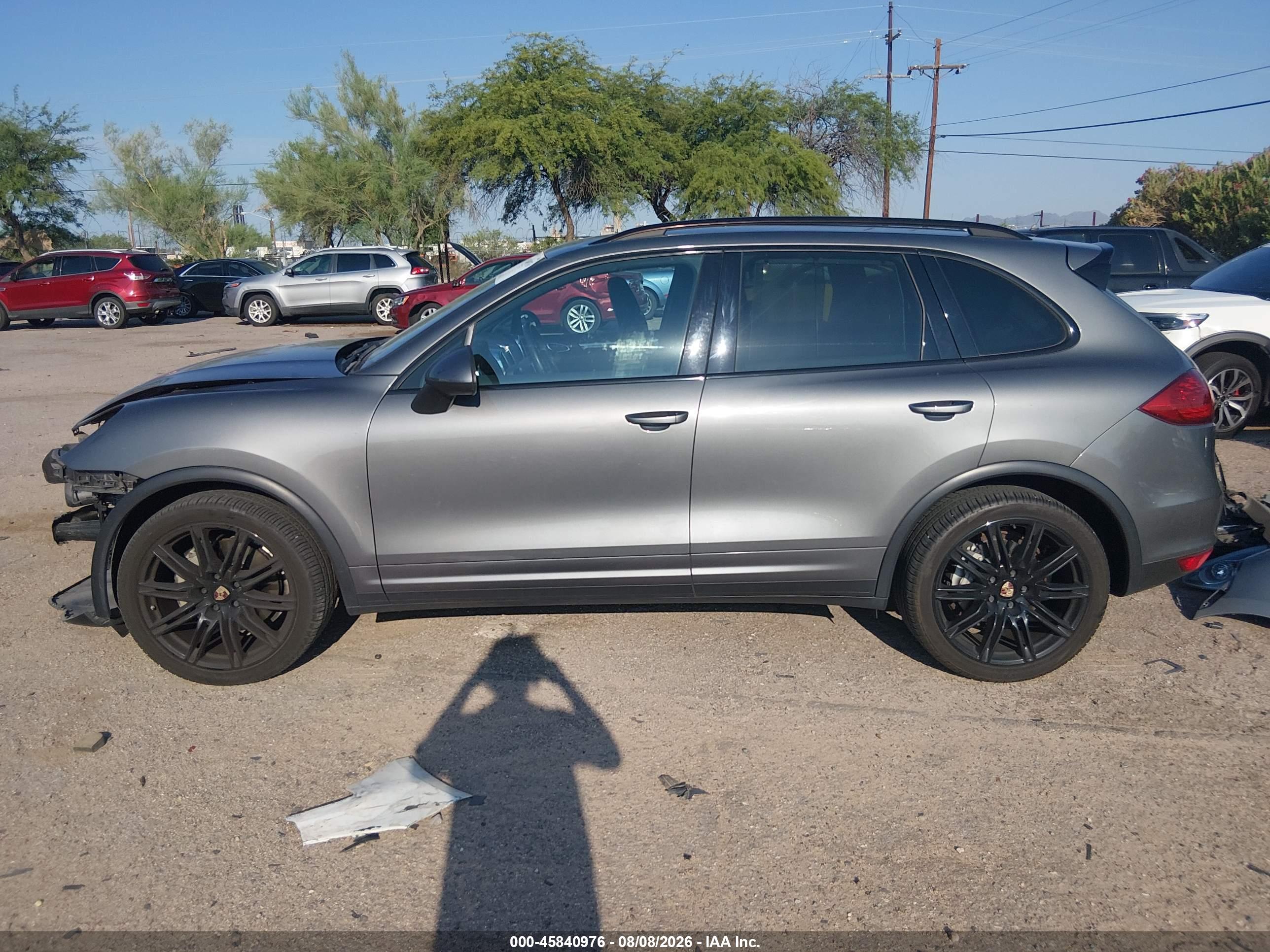 2014 PORSCHE CAYENNE S