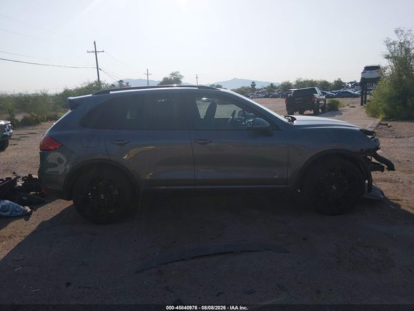 2014 PORSCHE CAYENNE S
