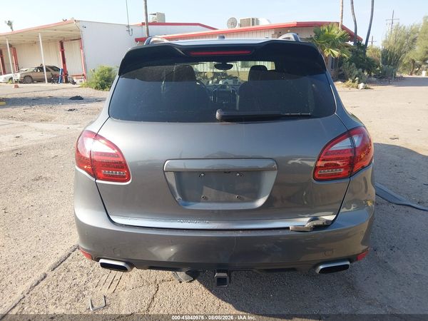 2014 PORSCHE CAYENNE S