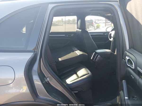 2014 PORSCHE CAYENNE S