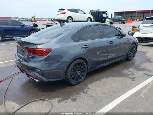2023 KIA FORTE GT